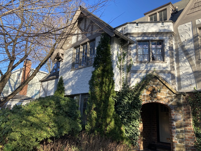 Exterior Sideview